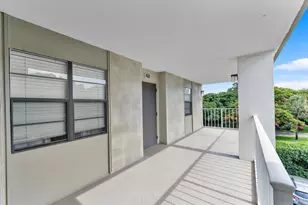 501 SW 11th Pl, Boca Raton, FL 33432 - Photo 4