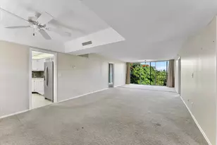 501 SW 11th Pl, Boca Raton, FL 33432 - Photo 6