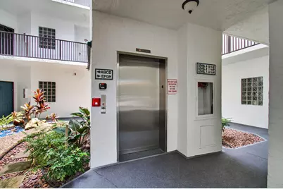 5265 Brisata Circle, Unit #U, Boynton Beach, FL 33437 - Photo 4