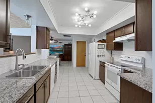 4909 Paleo Pines Cir, Fort Pierce, FL 34951 - Photo 8