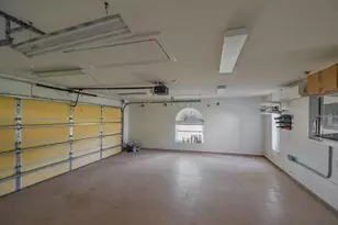 710 SE Essex Dr, Port Saint Lucie, FL 34984 - Photo 18