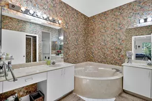 4737 Carlton Golf Dr, Lake Worth, FL 33449 - Photo 10