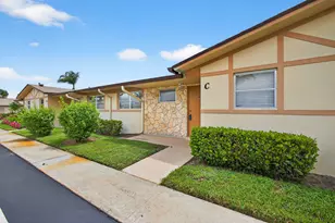 2852 Crosley C Dr W Unit, West Palm Beach, FL 33415 - Photo 2
