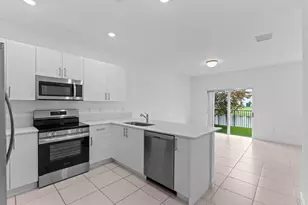 5515 NW 27th St, Lauderhill, FL 33313 - Photo 8