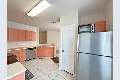 166 SW Peacock Boulevard, Unit #34-202, Port Saint Lucie, FL 34986 - Photo 6