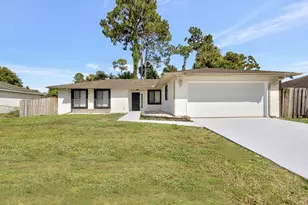 2573 SW Cain St, Port Saint Lucie, FL 34953 - Photo 2