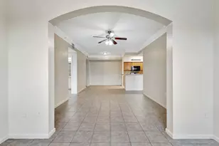 9833 Baywinds 7307 Dr Unit, West Palm Beach, FL 33411 - Photo 2