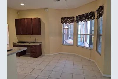 738 SE Lansdowne Avenue, Port Saint Lucie, FL 34983 - Photo 14