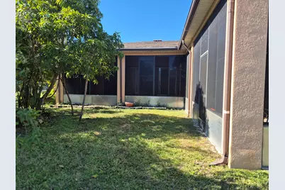 738 SE Lansdowne Avenue, Port Saint Lucie, FL 34983 - Photo 30