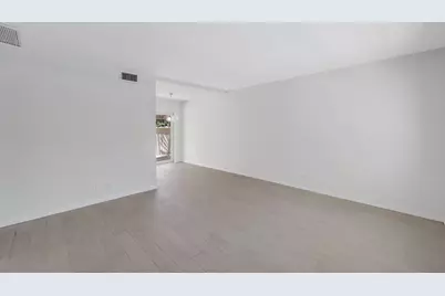 609 NE 13th Avenue, Unit #102, Fort Lauderdale, FL 33304 - Photo 1