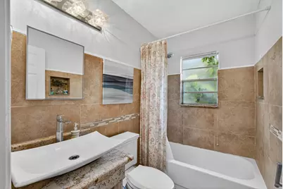 1136 W 7th Street, Riviera Beach, FL 33404 - Photo 32