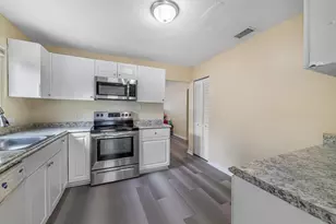 516 Nathan Hale Rd, West Palm Beach, FL 33405 - Photo 10