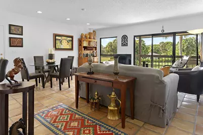 13334 Polo Club Road, Unit #317, Wellington, FL 33414 - Photo 8