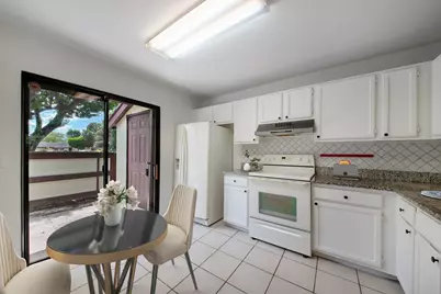 248 Brandywine Court, Royal Palm Beach, FL 33411 - Photo 4