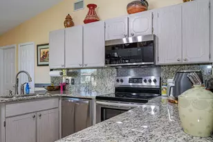 444 SW Dolores Ave, Port Saint Lucie, FL 34983 - Photo 20