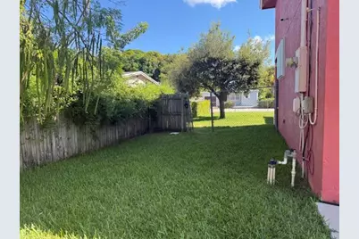 1390 W 33rd Street, Riviera Beach, FL 33404 - Photo 32