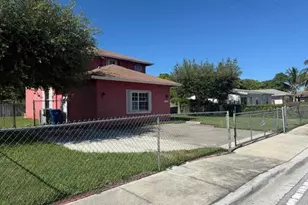 1390 W 33rd St, Riviera Beach, FL 33404 - Photo 4