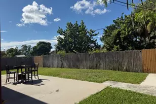 1390 W 33rd St, Riviera Beach, FL 33404 - Photo 28