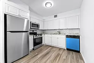 3046 Newcastle C, Boca Raton, FL 33434 - Photo 10