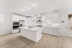 7924 SW Cline St, Palm City, FL 34990 - Photo 2