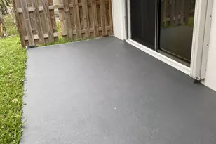 201 Castlewood Dr, North Palm Beach, FL 33408 - Photo 6