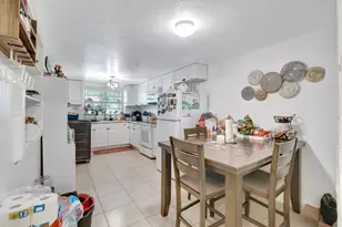 3063 Floweva St, Palm Springs, FL 33406 - Photo 54