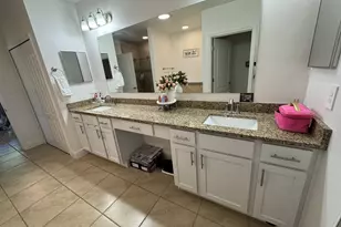 5252 NW E Piper Cir, Port Saint Lucie, FL 34986 - Photo 16