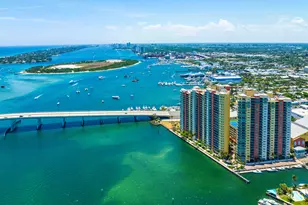 2650 Lake Shore Dr, Riviera Beach, FL 33404 - Photo 26