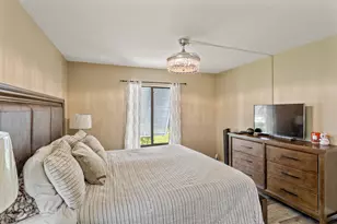 1102 Green Pine Blvd, West Palm Beach, FL 33409 - Photo 14