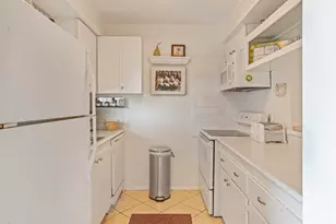 12022 Greenway Dr N Unit, Royal Palm Beach, FL 33411 - Photo 4