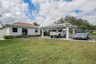 13867 Eastpointe Way, Palm Beach Gardens, FL 33418 - Photo 2