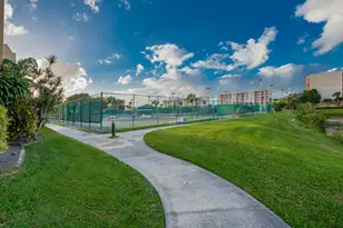 2828 Tennis Club Dr, West Palm Beach, FL 33417 - Photo 34