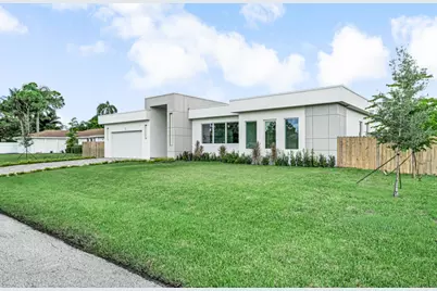 68 W Plumosa Lane, Lake Worth, FL 33467 - Photo 2