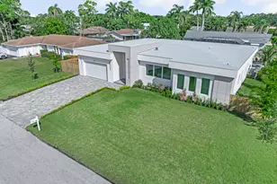 68 W Plumosa Ln, Lake Worth, FL 33467 - Photo 6