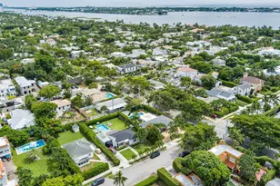 301 Edgewood Dr, West Palm Beach, FL 33405 - Photo 36