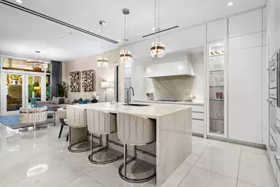 200 SE Mizner Boulevard, Unit #104, Boca Raton, FL 33432 - Photo 4