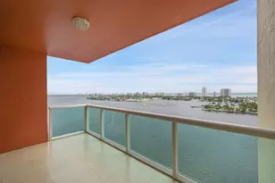 2640 Lake Shore Dr, Riviera Beach, FL 33404 - Photo 6