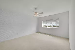 2640 Lake Shore Dr, Riviera Beach, FL 33404 - Photo 26