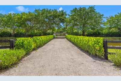 3382 Grand Prix Farms Drive N, Wellington, FL 33414 - Photo 24