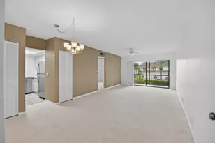 665 Enfield St, Boca Raton, FL 33487 - Photo 4
