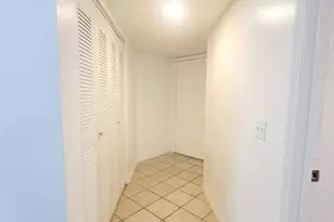 4175 N N Haverhill Road Unit, West Palm Beach, FL 33417 - Photo 18