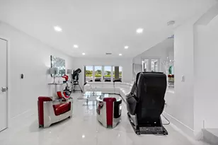 5447 Center St, Jupiter, FL 33458 - Photo 8