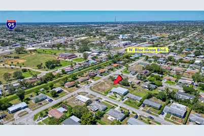 398 W 23rd Street, Riviera Beach, FL 33404 - Photo 14