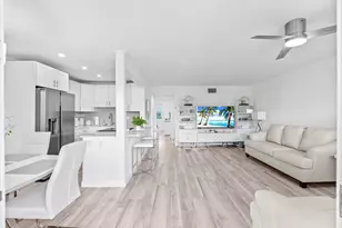 530 Horizons E Unit, Boynton Beach, FL 33435 - Photo 8