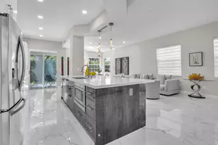 10185 Andover Coach Cir, Lake Worth, FL 33449 - Photo 12