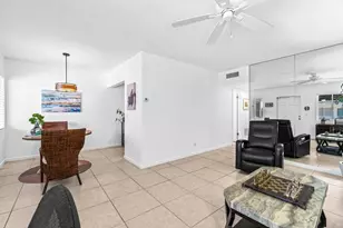 3240 Lake Osborne Dr, Lake Worth Beach, FL 33461 - Photo 4