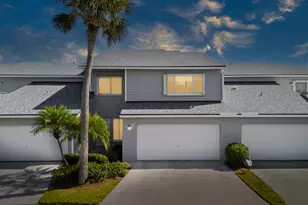 4949 N Hwy A1A Unit, Hutchinson Island, FL 34949 - Photo 2