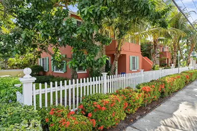 102 SE 7th Avenue, Unit #Villa 3, Delray Beach, FL 33483 - Photo 2