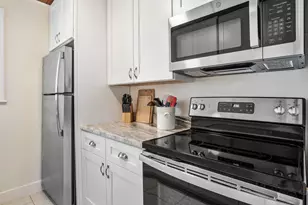 102 SE 7th Ave Unit #Villa 1, Delray Beach, FL 33483 - Photo 14