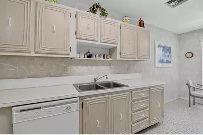13761 Flora Place, Unit #A, Delray Beach, FL 33484 - Photo 14